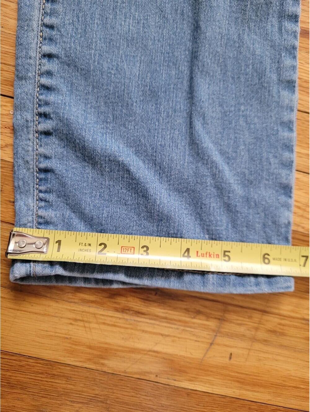 Levi Strauss Signature Co. Women's Modern Straight Jeans 29x32 - Picture 5 of 9